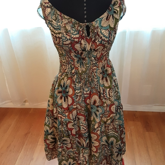 Multi Colored Dress - Picture 2 of 4